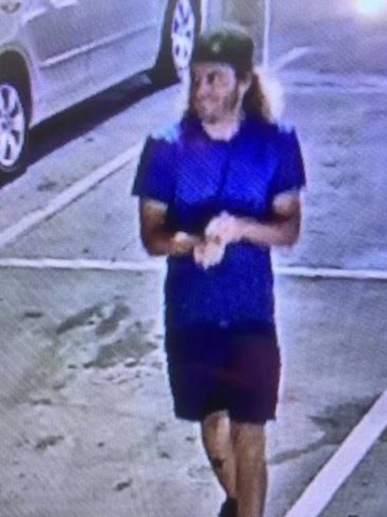 Police believe the person pictured in this image may be able to assist officers with the investigation into a recent bicycle theft which occurred on Tuesday, December 28, 2021, at 11.20am on Barolin St, Bundaberg Central. QP number: QP2102416402.