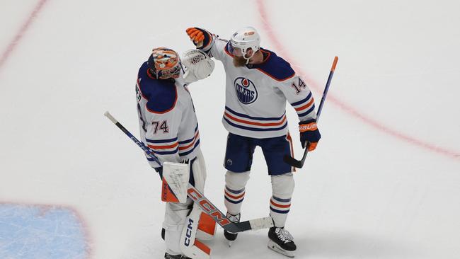 The Oilers are up 3-2. (Photo by Matthew Stockman/Getty Images)