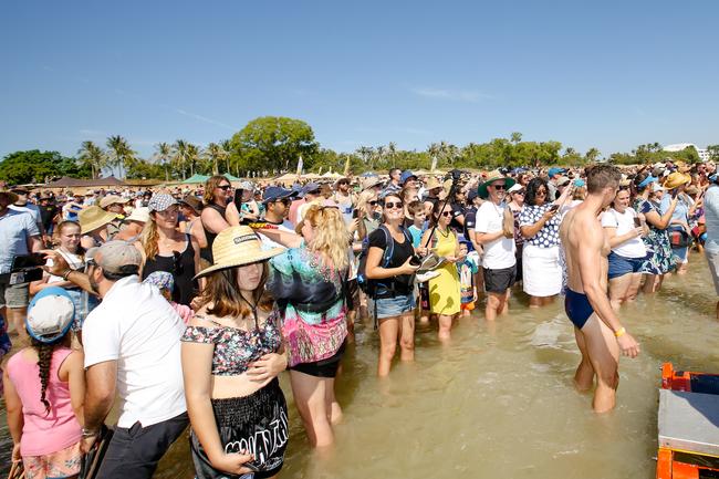 The crowd sees off the racers at the 2019 Beer Can Regatta at Mindel Beach. Pic Glenn Campbell