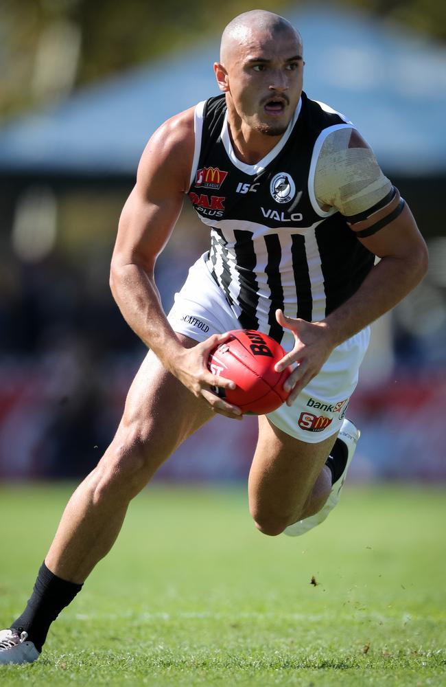 Sam Powell-Pepper in action for the Port Adelaide Magpies in the SANFL on Wednesday. Picture MATT TURNER.