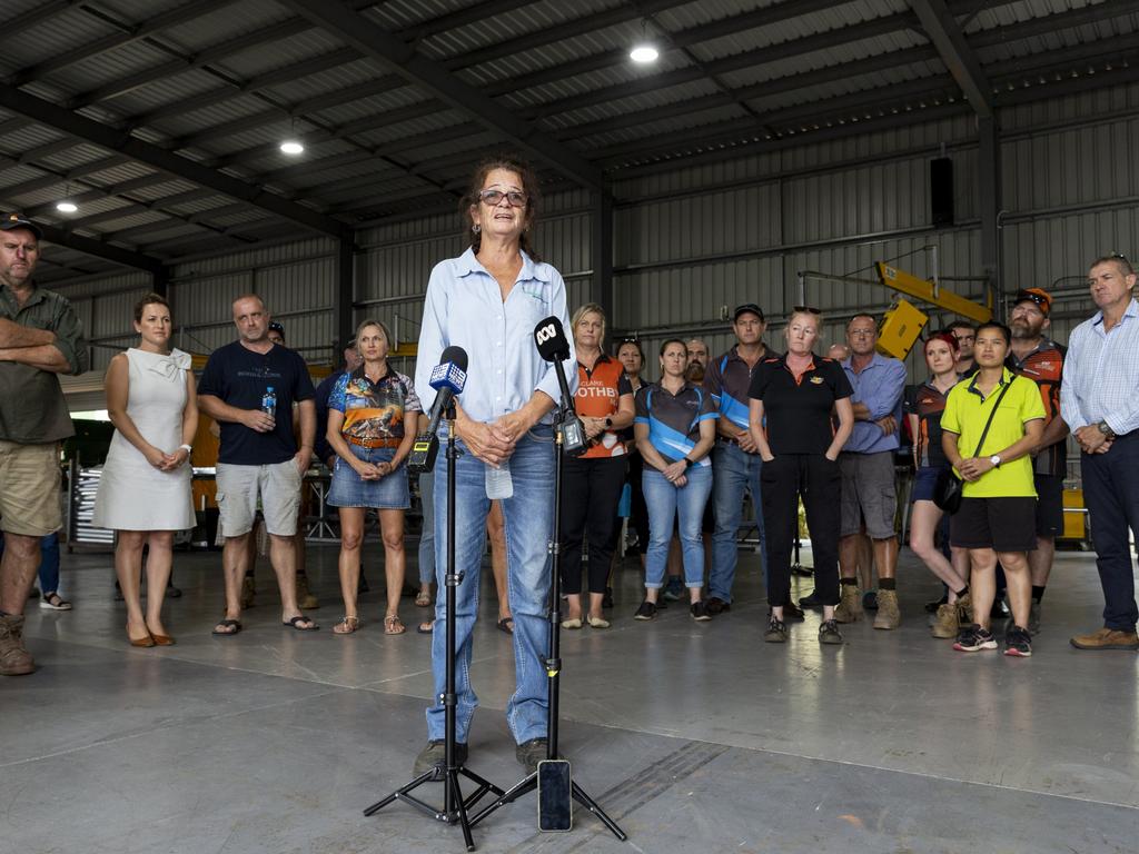 NT Handrails owner Donna Roos speaks about the crime crisis and government inaction at a meeting where CLP members and Top End business owners attended. Picture: Floss Adams.