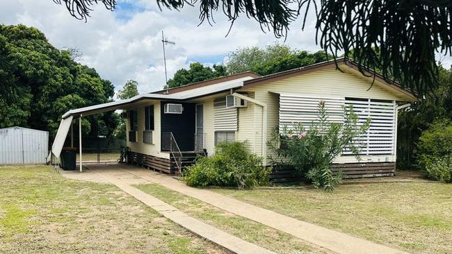 This Moranbah house sold for $233,000, a whopping $277,500 less than it was bought for in 2011