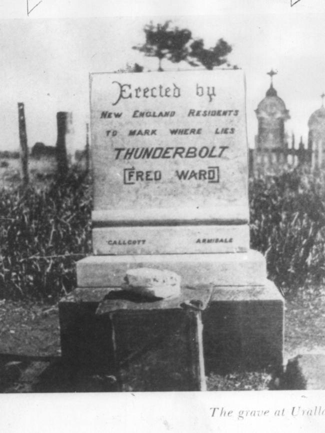 Ward’s grave at Uralla, NSW.