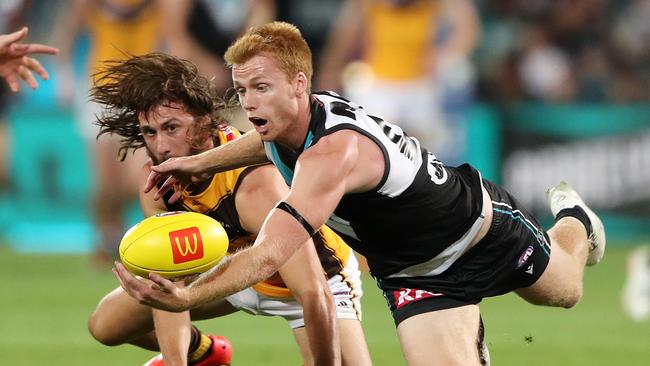 Willem Drew fights for the footy. Picture: Sarah Reed/AFL Photos via Getty Images