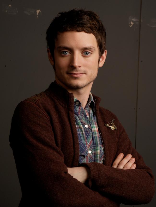 Elijah Wood says Hollywood is full of “vipers”.