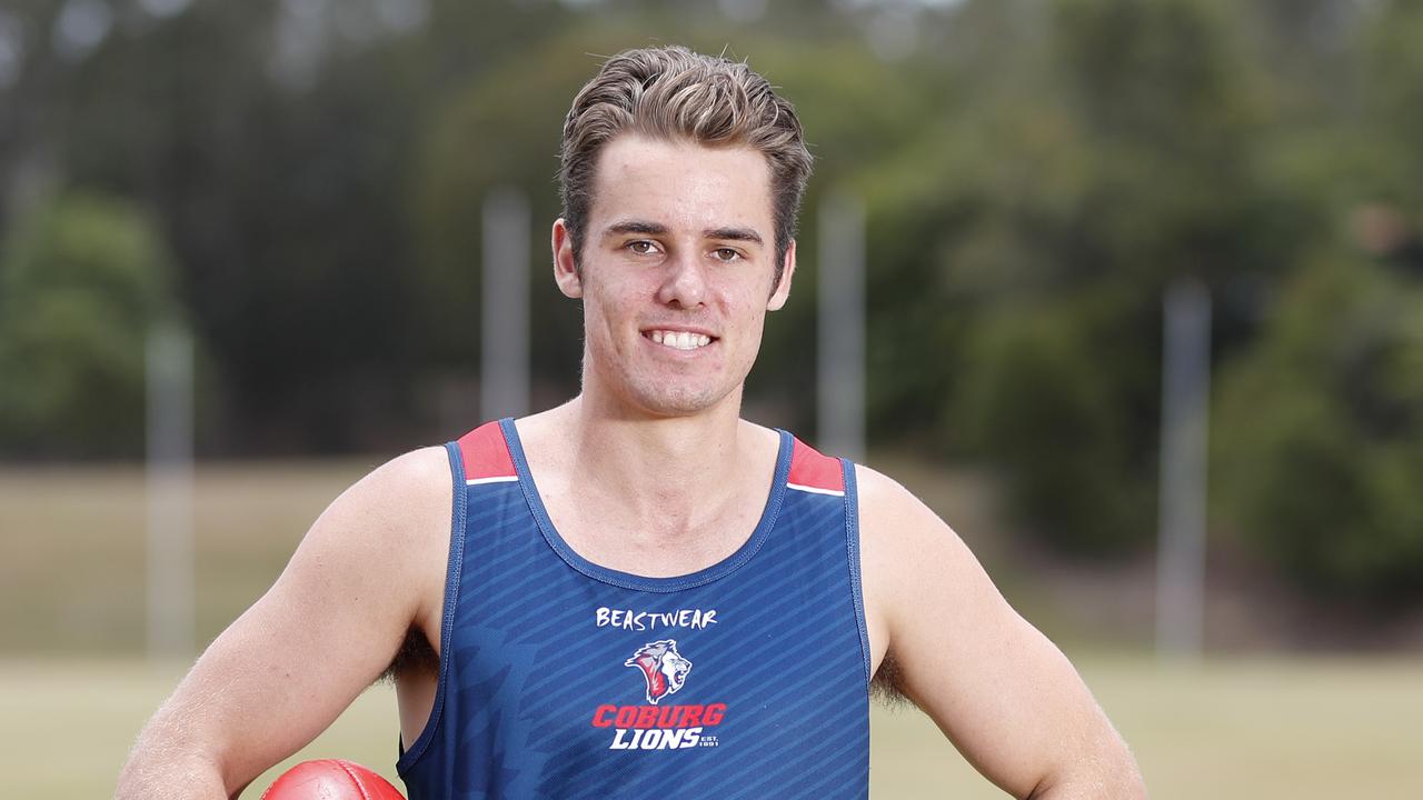 Former Gold Coast Suns academy player Brodie Foster signs with VFL