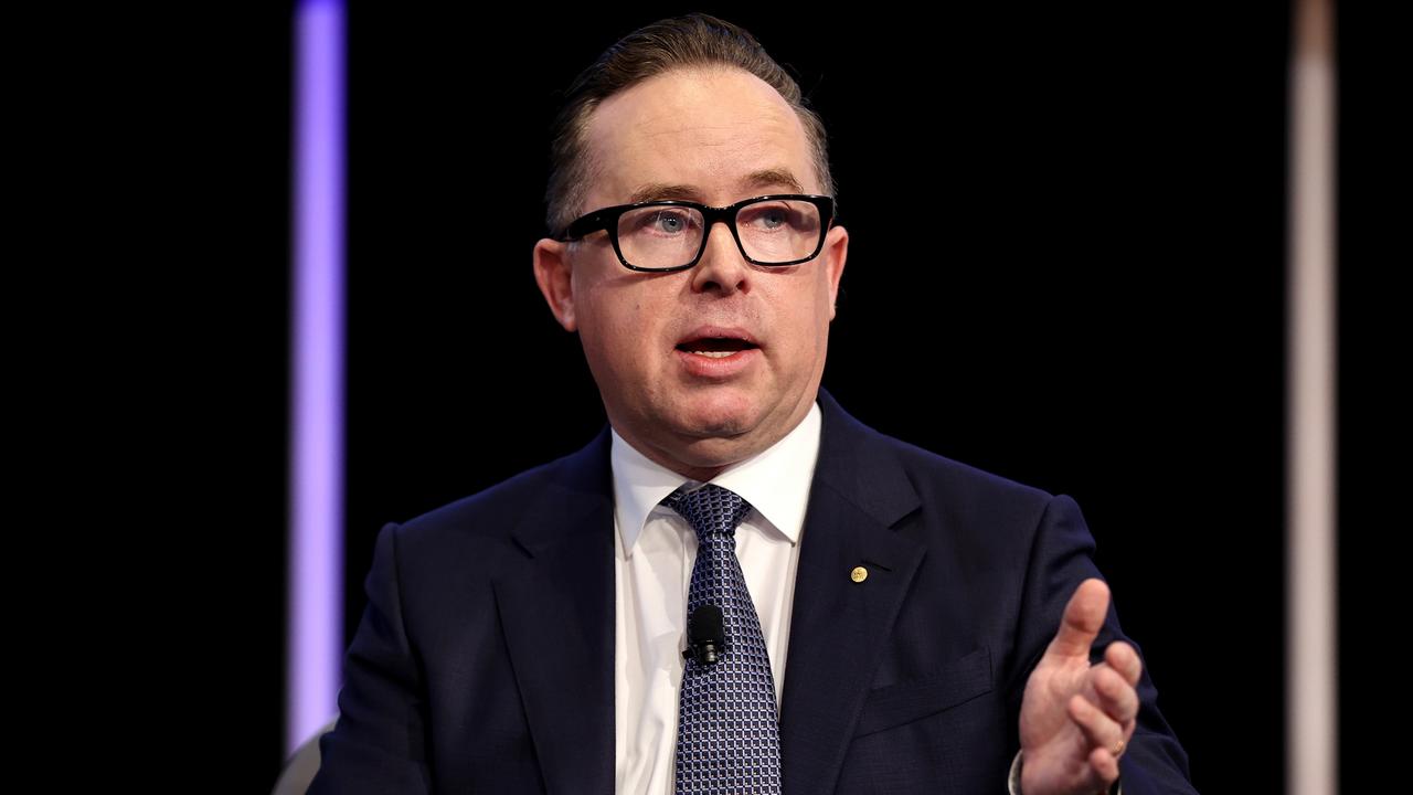 Alan Joyce gets on front foot ahead of Qantas expose