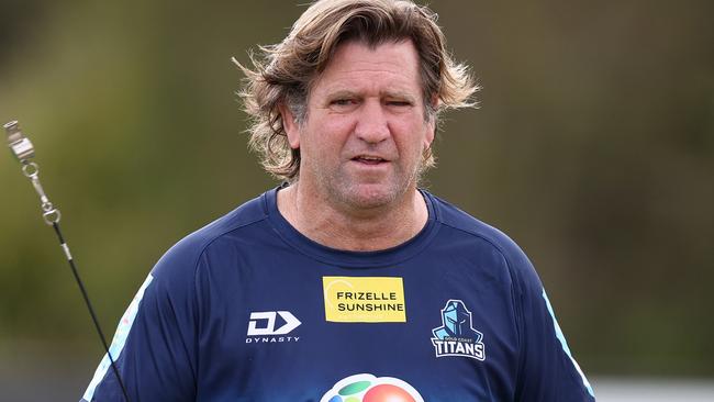 GOLD COAST, AUSTRALIA - NOVEMBER 07: Head Coach Des Hasler looks on during a Gold Coast Titans NRL training session at Parkwood Village on November 07, 2023 in Gold Coast, Australia. (Photo by Chris Hyde/Getty Images)