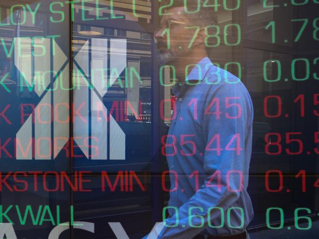 SYDNEY, AUSTRALIA - Newswire Photos: FEBRUARY 20 2022:A general view of people walking past the ASX in Sydney's West. Picture: NCA Newswire Gaye Gerard