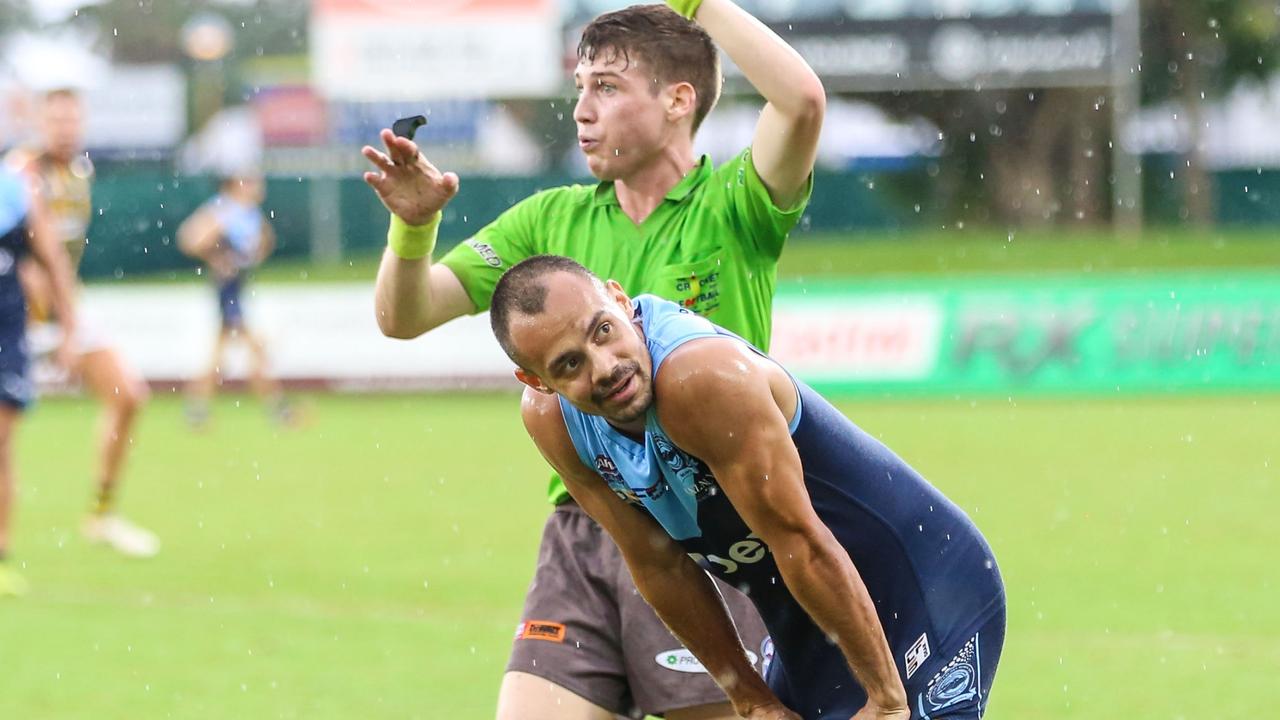 Darwin Buffaloes' Tim Eldridge was put on report against PINT in Round 15 of the 2022-23 NTFL season. Picture: Celina Whan / AFLNT Media