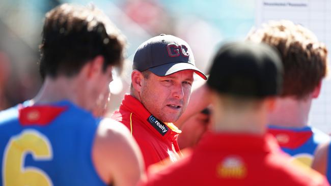 Gold Coast Suns head coach Stuart Dew speaks to players at three quarter time during the 2019 JLT Community Series AFL match between the Sydney Swans and the Gold Coast Suns at Oakes Oval on March 10, 2019 in Lismore, Australia. (Photo by Matt King/Getty Images)