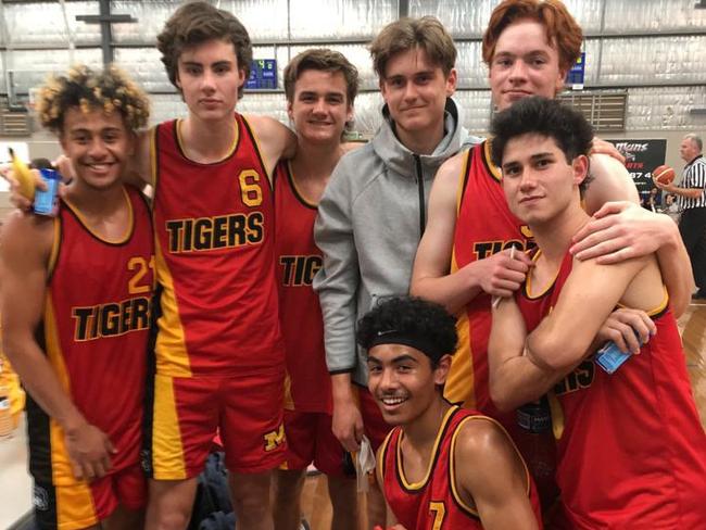 Pictured with his Melbourne tigers under 18 team mates in 2019.