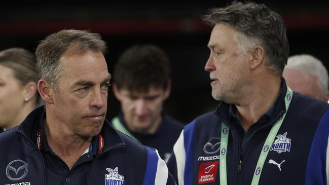 MELBOURNE, AUSTRALIA - AUGUST 18: Alastair Clarkson, Senior Coach of the Kangaroos (L) looks on along side Todd Viney, assistant coach of the Kangaroos during the round 23 AFL match between Western Bulldogs and North Melbourne Kangaroos at Marvel Stadium, on August 18, 2024, in Melbourne, Australia. (Photo by Daniel Pockett/Getty Images)