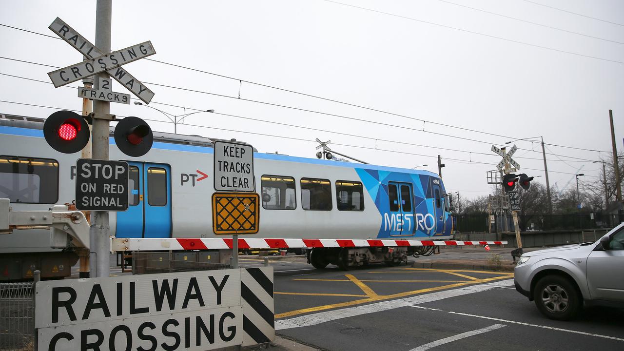 Level Crossing Removal Preston And Bell To Get New Stations Four Crossings To Go Herald Sun