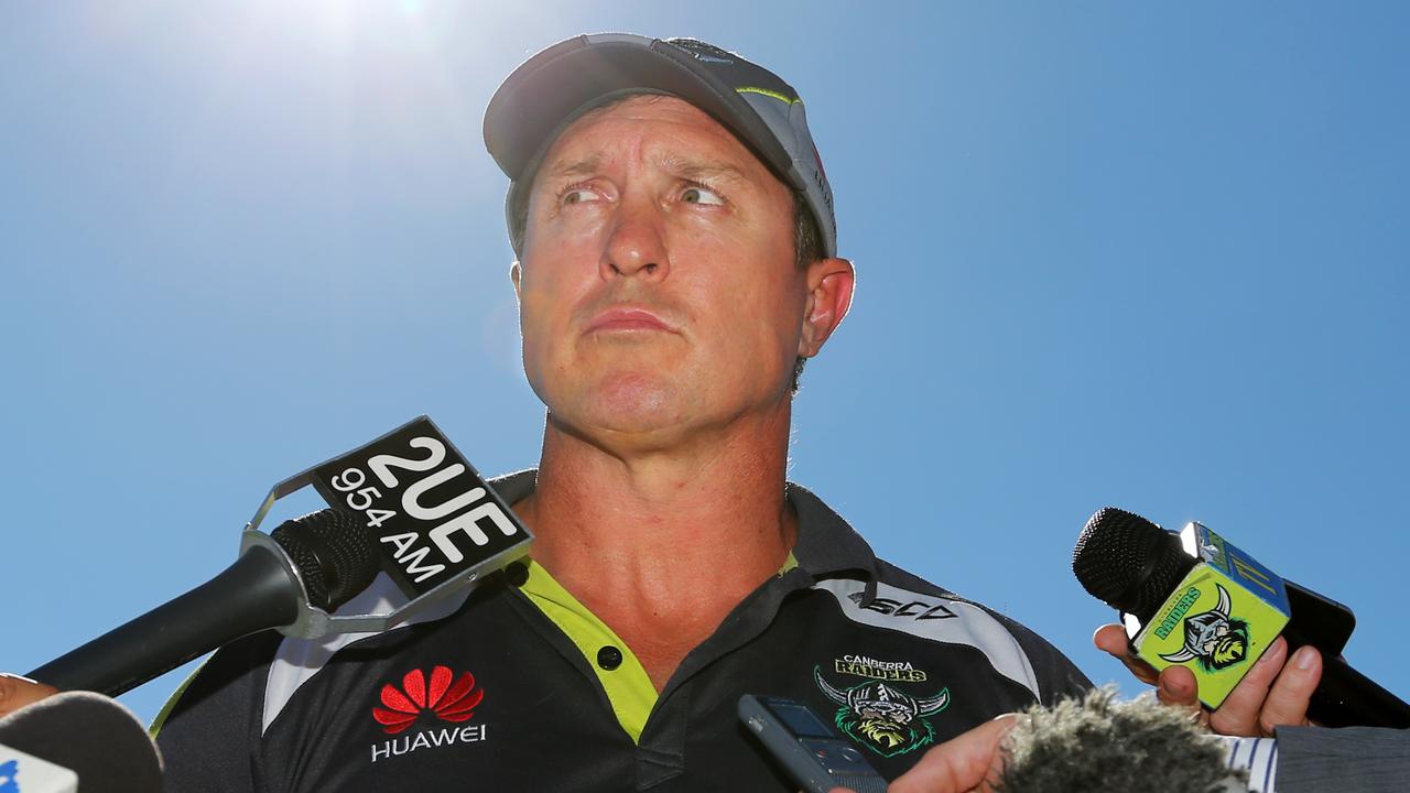 Former Raiders coach David Furner has signed on with Newcastle for next season.