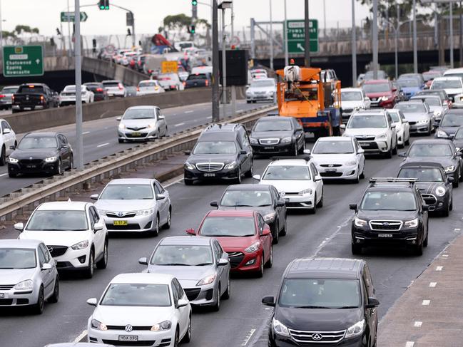 SYDNEY, AUSTRALIA - NewsWire Photos MARCH 11, 2021: Peak hour traffic on the Bradfield Highway as cars head towards the Sydney CBD.Picture: NCA NewsWire / Damian Shaw