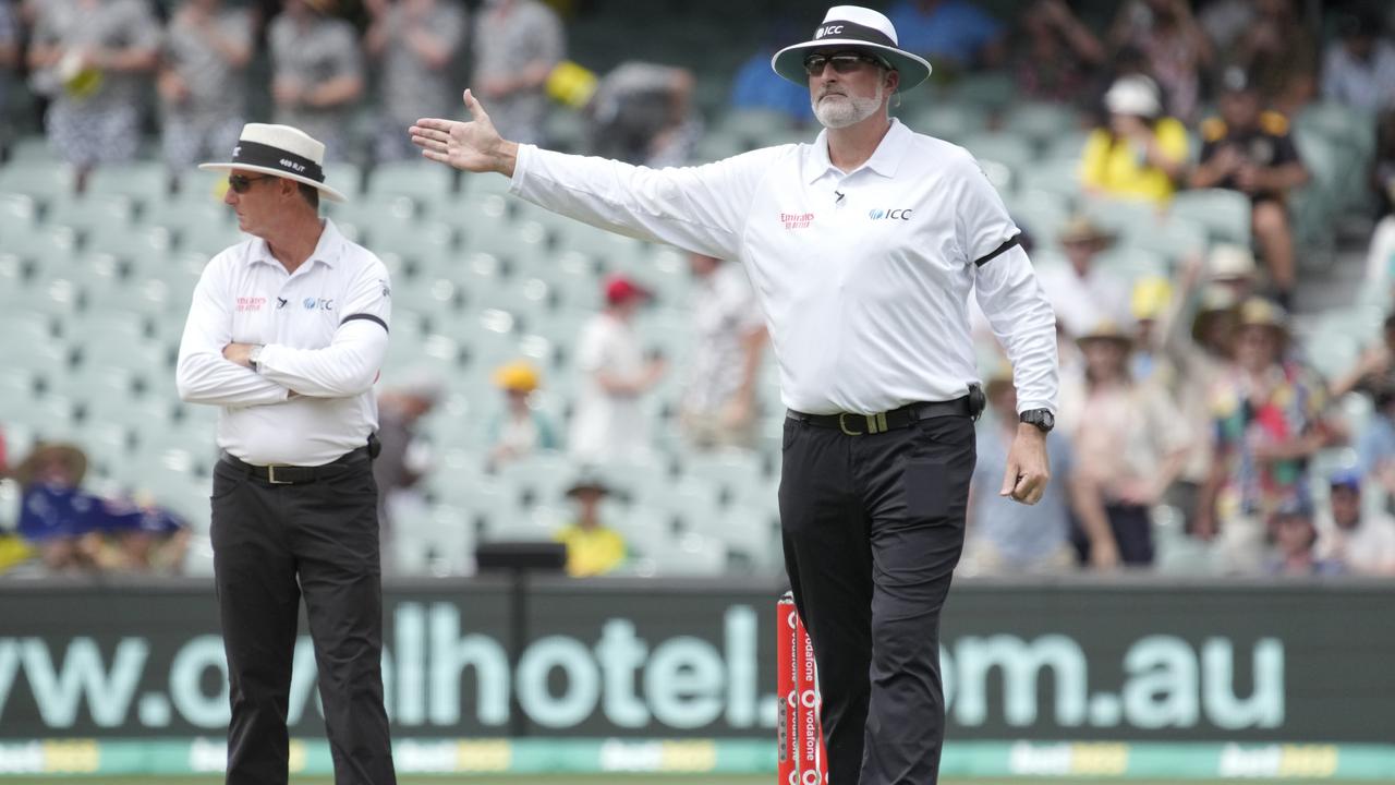 Umpire Paul Wilson signals a no-ball following the wicket of Marnus Labuschagne. Photo by Daniel Kalisz/Getty Images