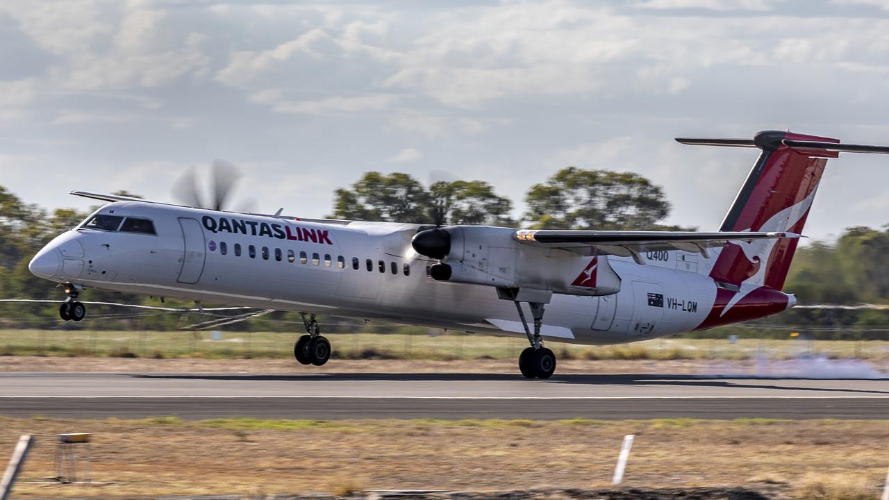 The Dash-8 Q400 will service SA regional centres.