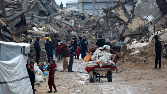 Palestinians flee with their belongings Beit Lahia in the Northern Gaza Strip on March 21, 2025. Picture: Bashar Taleb / AFP