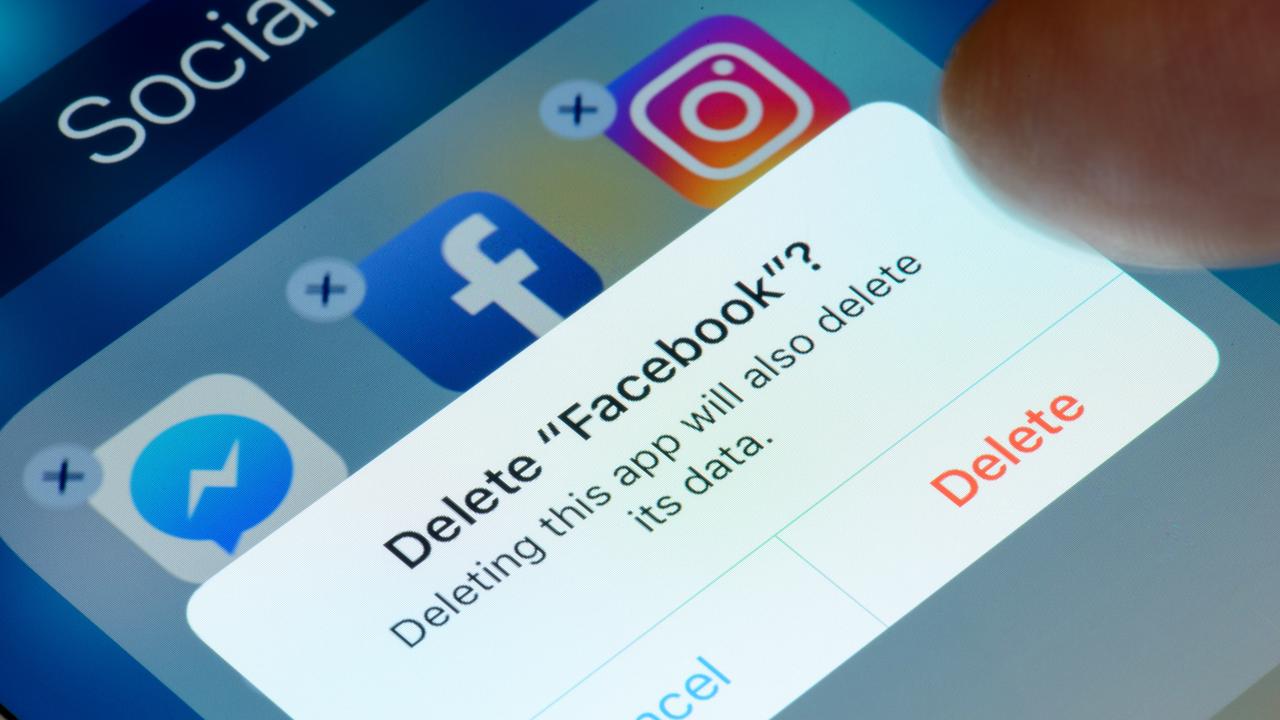 A social media user deletes Facebook app from their iPhone.