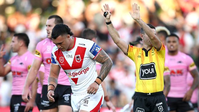 Jayden Su'A gets his marching orders for a tackle on Sean O’Sullivan. (Photo by Jason McCawley/Getty Images)