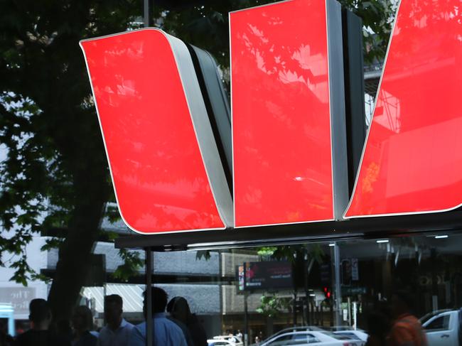 04/11/2022. WESTPAC. Business stock logo pictures. Sydney CBD. Britta Campion / The Australian