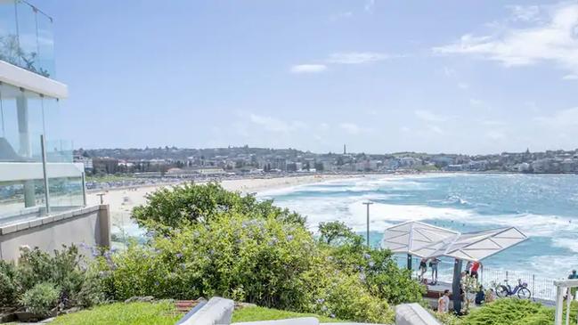 Bondi Beach Ocean View apartment