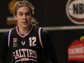 Erin Bollmann had a brilliant road trip with great games against Cairns and Townsville. Picture: Darwin Salties.