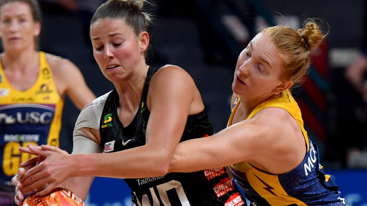 Sunshine Coast Lightning Vs Collingwood Magpies Super Netball Clash At University Of The 1025