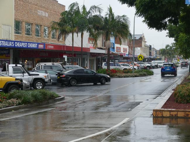 Cars parked along Prince St, Grafton