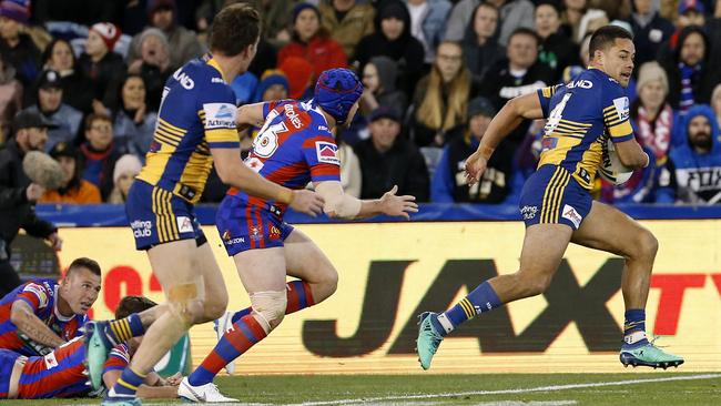 Jarryd Hayne showed a glimpse of his best football against Newcastle. (AAP Image/Darren Pateman)