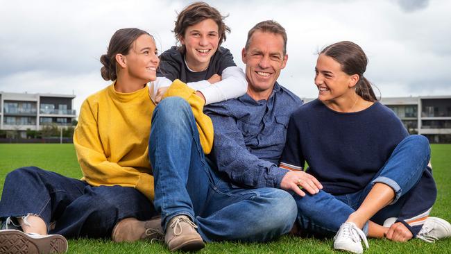 Alastair Clarkson and his 3 kids Steph, 20 Georgia, 17 and Matt, 15 Picture: Sarah Matray