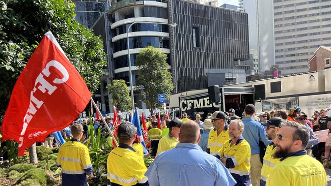 The CFMEU outside Brisbane's Tower of Power on Thursday. Picture: Madura McCormack