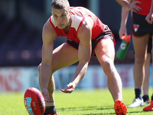 Ted Richards takes part in Sydney Swans training. Picture: Phil Hillyard