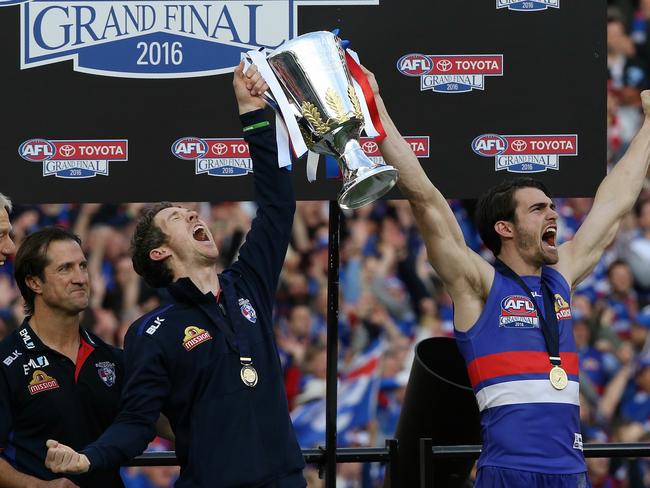 Bob Murphy &amp; Easton Wood with Luke Beveridge &amp; Picture: Wayne Ludbey