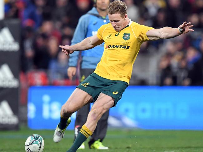 Replacement Reece Hodge of Australia converts a penalty against New Zealand in the Investic Rugby Championship test match between the New Zealand and Australia at Westpac Stadium in Wellington, New Zealand, August 27, 2016. (AAP Image/SNPA, Ross Setford) NO ARCHIVING, EDITORIAL USE ONLY