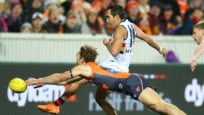 Eddie Betts has a snap for goal against GWS last weekend. Picture: Mark Nolan/Getty Images