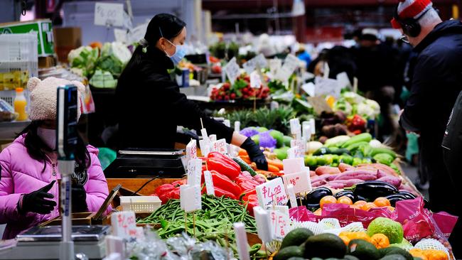 MELBOURNE, AUSTRALIA - NewsWire Photos JUNE 11, 2022: Photos of people doing their grocery shopping at Victoria market in Melbourne.Picture: NCA NewsWire / Luis Enrique Ascui