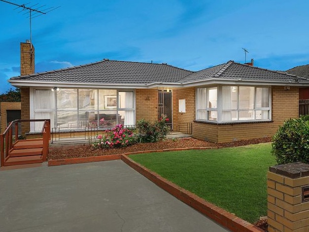 17 Porter Ave, Highton. For auction December 21.