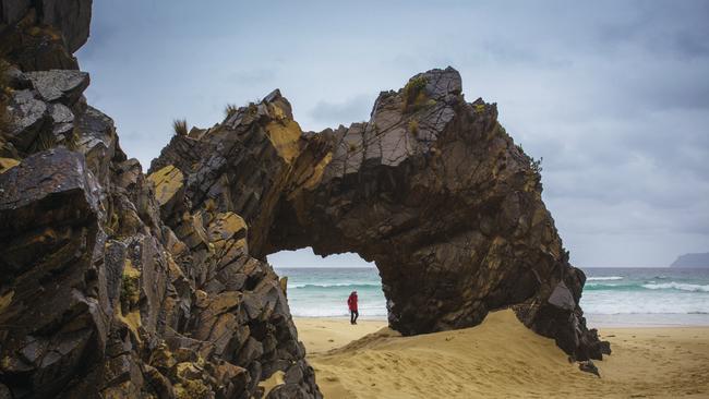 A rocky arch on the Cape Queen Elizabeth walk.