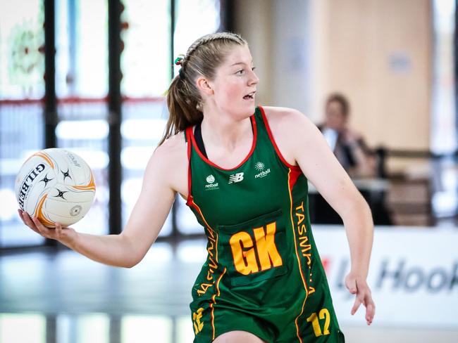 Charlotte Walker playing for Tasmania.