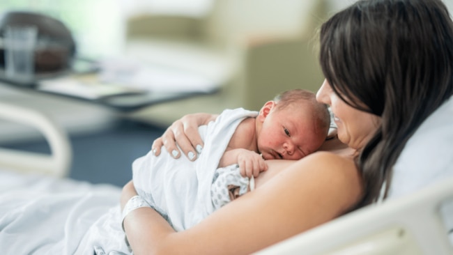 There's a reason parents are encouraged to practice skin-to-skin with their newborns. Image: iStock