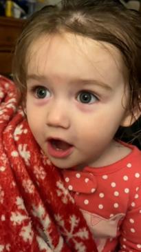 Toddler's hilarious fail trying to copy her mum