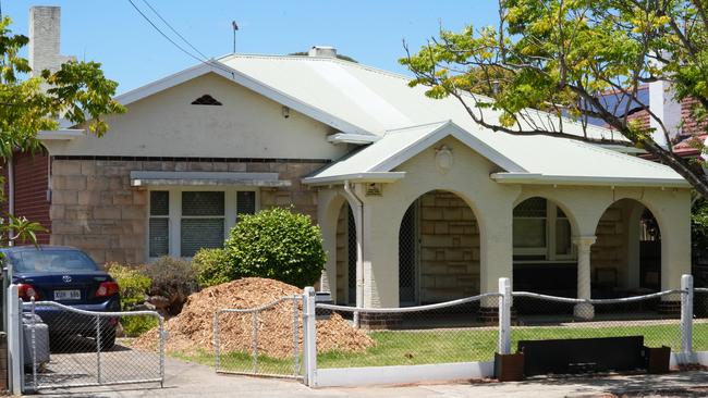 The Cowandilla home at 10 Harley Street where they located the body of a 60-year-old man. Picture: NewsWire / Dean Martin