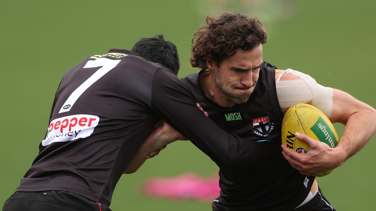 Max King puts his shoulder to the test at training. Picture: Robert Cianflone/Getty Images