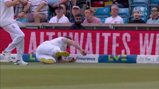 ‘How is that not a four?!’ – Stokes literally pushes the boundary