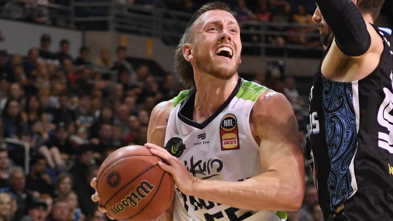 NBL scores South East Melbourne Phoenix defeated by New Zealand