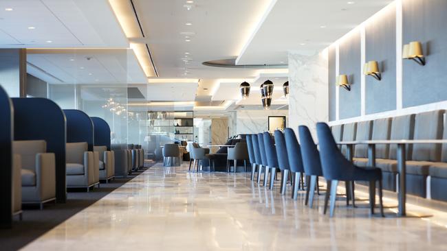 United Airlines Polaris Lounge in San Francisco