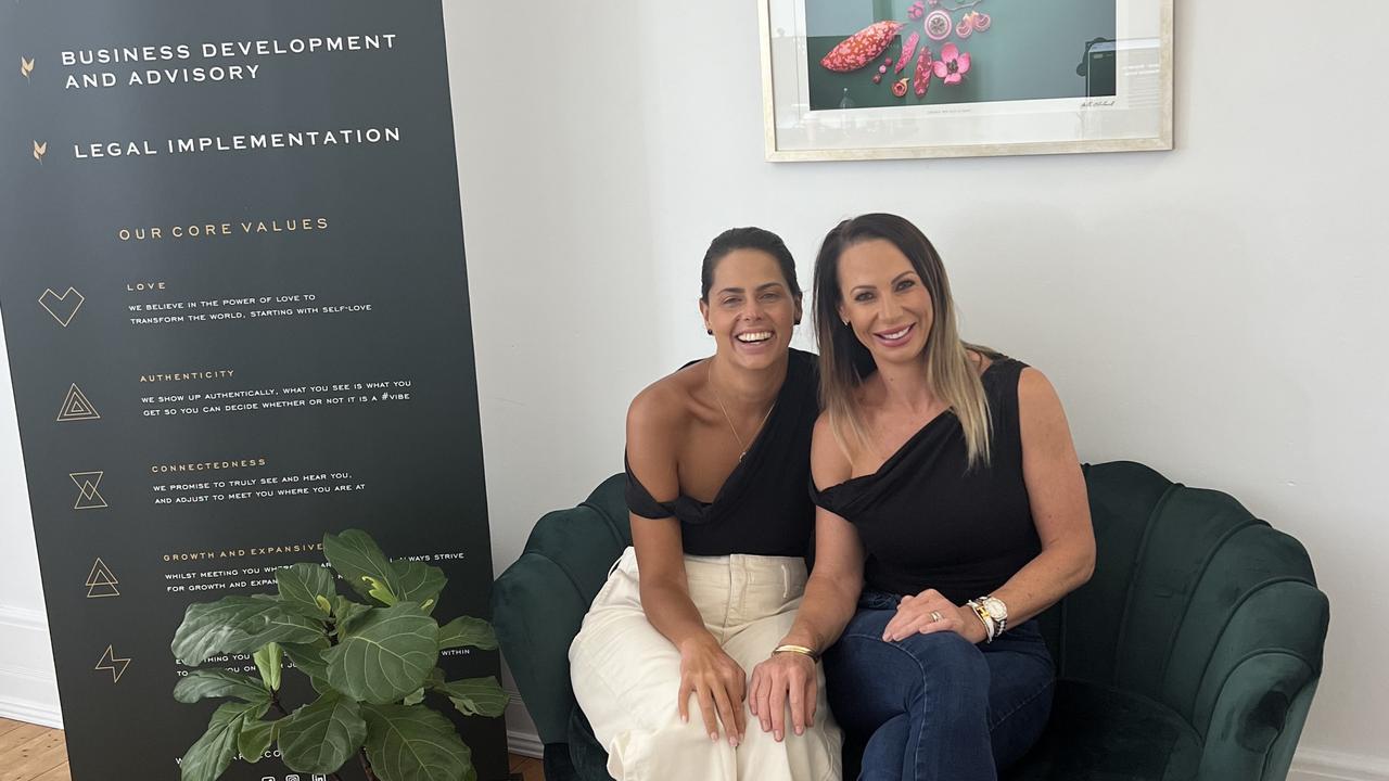 Sharné Lategan (left) with her assistant Kristy Baker (right).