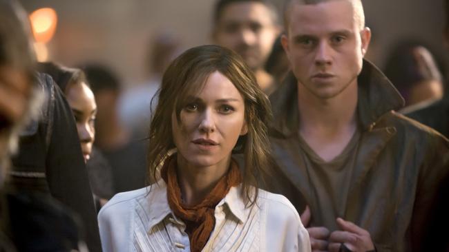 Latest installment ... Evelyn (Naomi Watts) and Edgar (Jonny Weston).